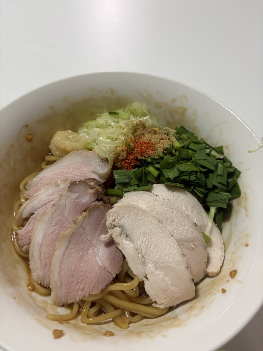 hatdayooooon's tweet photo. まぜそば始めました https://t.co/MHYRgWo8rs