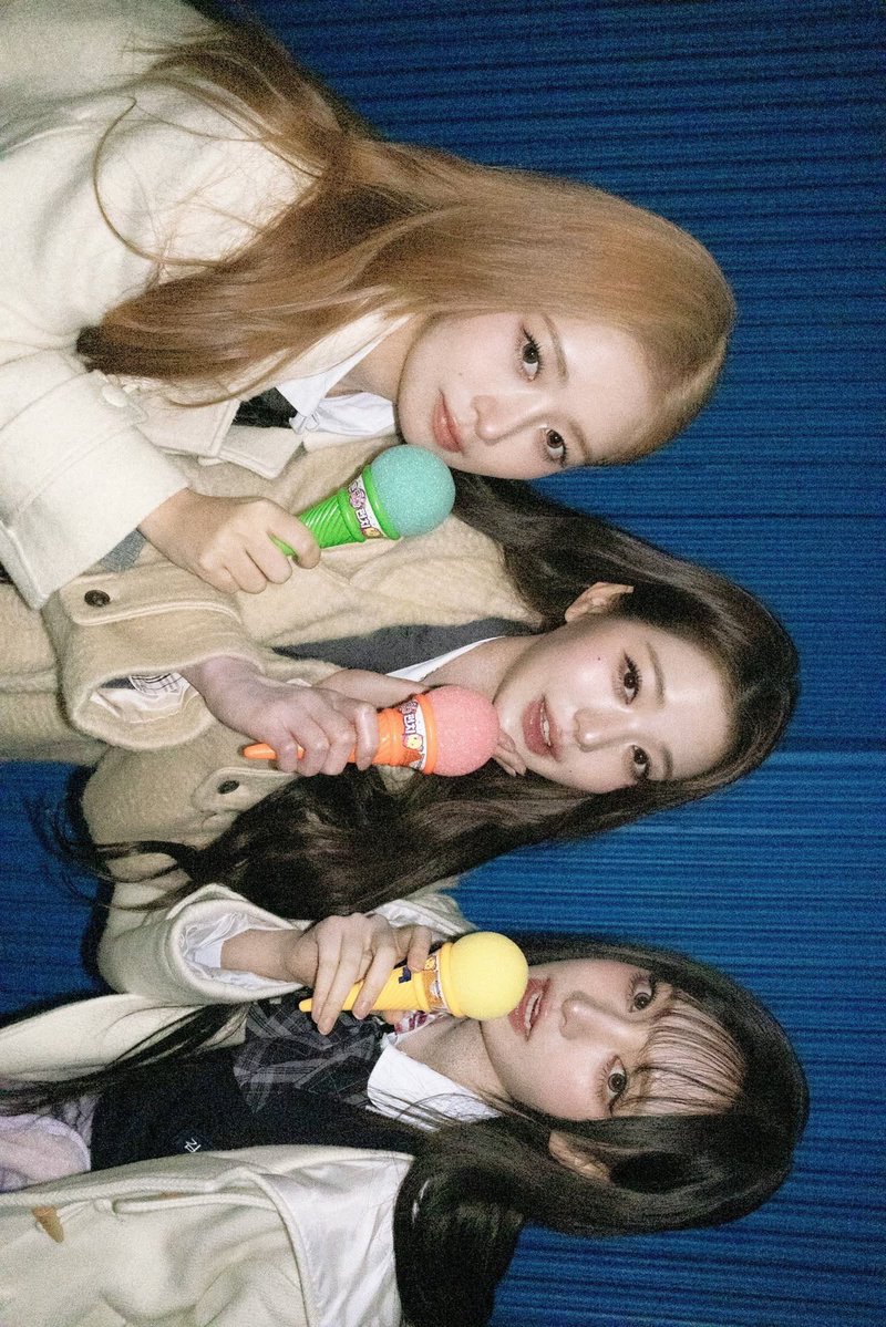 DadahWonyoung's tweet photo. PILIH @DADAHREI @DADAHJIWON https://t.co/ESnEYaJOXa