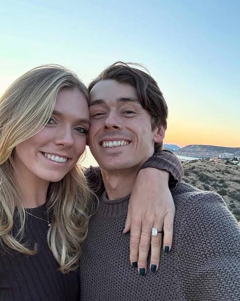 tito_tips's tweet photo. Breaking news: Top British tennis star Katie Boulter secretly marries her fiance Alex de Minaur on final day of Wimbledon.
#love #follow #f #bhfyp #cristianoronaldo #barcelona #soccertraining #bundesliga #fitness #instagood #soccergame #fut #brasil #manchesterunited #italy #insta https://t.co/FoZ7f8M3jt