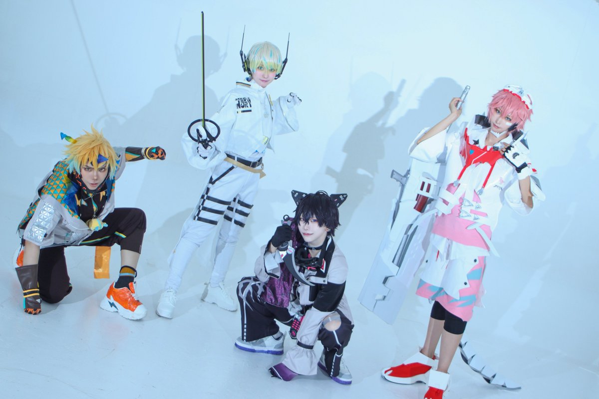 nanosa_nj_cos's tweet photo. ⚠︎cos 🌈🕒 

￼　　　　　 🄾🅁🄸🄴🄽🅂

━━  🌩️🦒 🐝🤣  🤝  🍱🦖  ━━

📷@mikap_mikap さん
#ウホウホ初夏のeastHEROs https://t.co/SYFVgA8Bgl