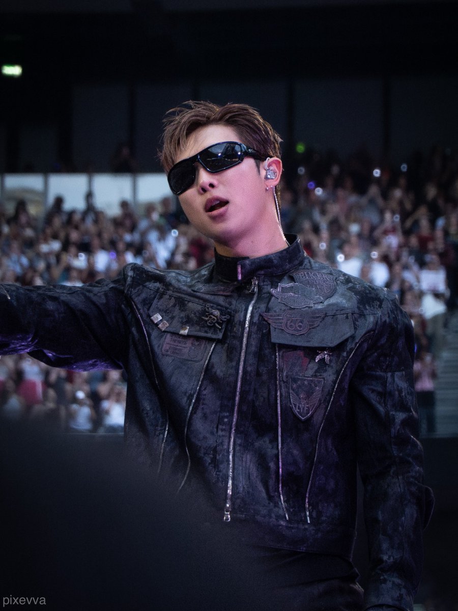 jooniefighting's tweet photo. 포토그래퍼 pixevva IG #RM

BTS WORLD TOUR ARIRANG in London D2
2026.07.07 https://t.co/AXRBTaOwPb