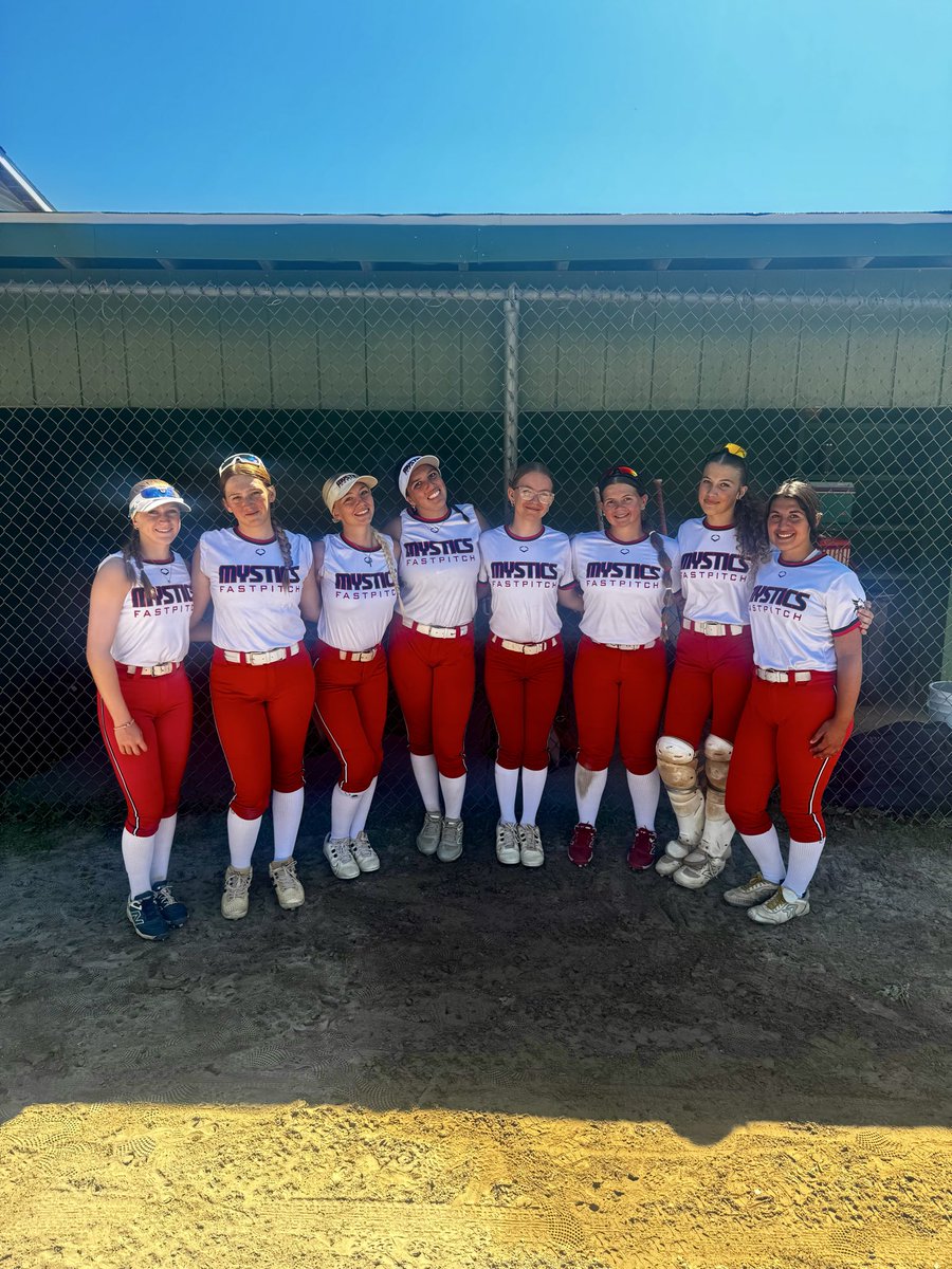 MysticsShowcase's tweet photo. What a GREAT weekend at the Diamond Dynamics Showcase!

Our team battled all weekend and finished as tournament runner-up. We couldn’t be prouder of the resilience &amp; heart our athletes showed all weekend.

Coming off of this weekend excited for the rest of the summer👏🥎 https://t.co/E34IGhfVGB