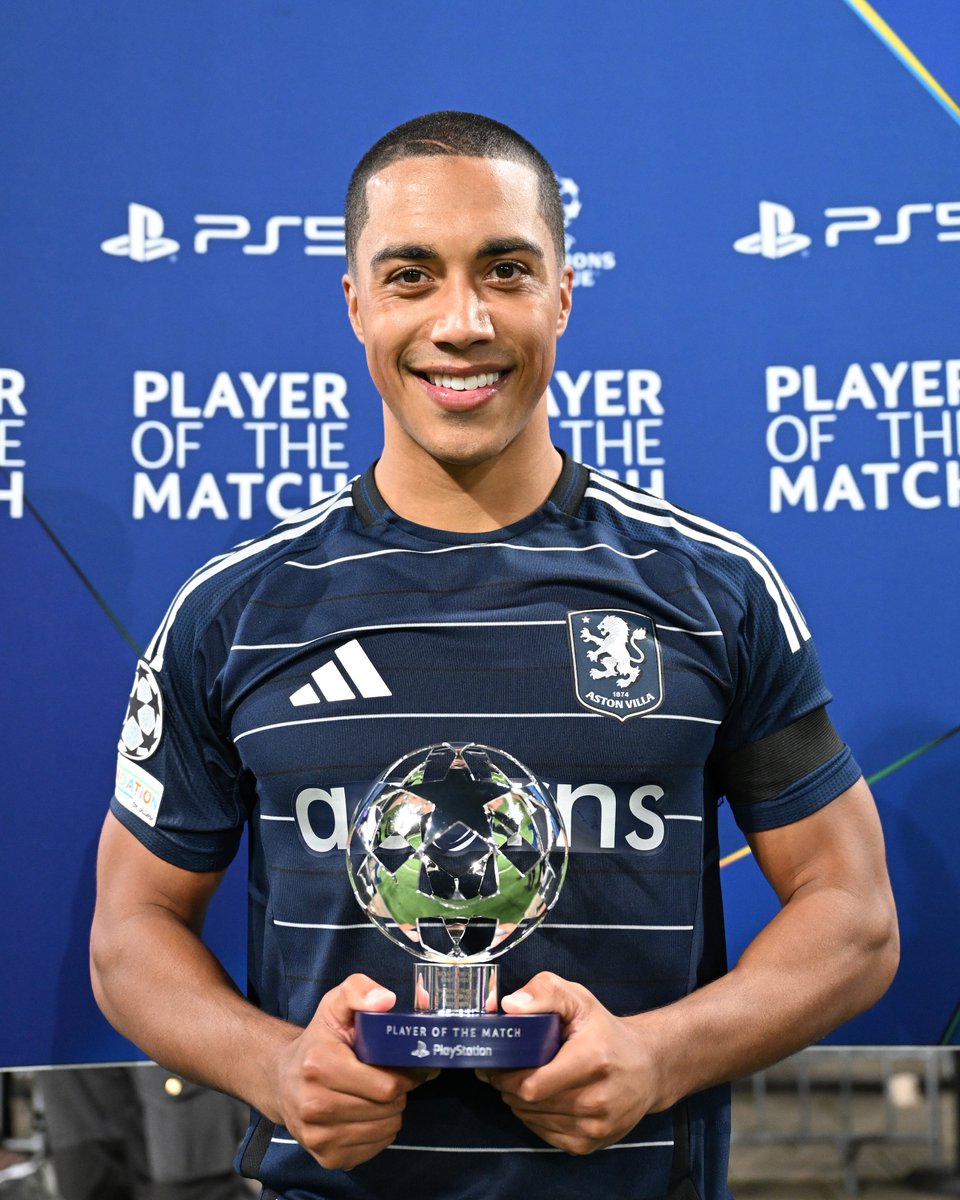 FrankEra_'s tweet photo. 🚨🇧🇪 | NEW:

Youri Tielemans has been on #MUFC's radar for a CONSIDERABLE time.

The club feel that his wealth of Premier League experience is a SIGNIFICANT positive. 

[@sistoney67] https://t.co/vPOaZA4dyC