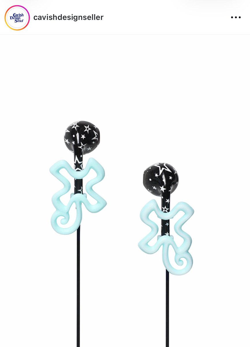 sleep_sleep_p's tweet photo. シンプルなコーデに柄イヤフォン＋アクセサリーを付けたいよね夏だし（買った） https://t.co/LVCebxebOK