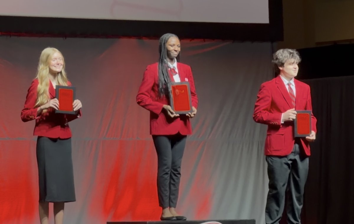 AAS_HCS's tweet photo. Congratulations to Kennedy! She attended the FCCLA Nationals Leadership Conference in D.C. &amp; competed in the Stars Job Interview.  She placed 1st &amp; is an FCCLA National Winner! She represented AAS well.
Special thanks to Chef Vera, CTAE Dept, admin, &amp; Ms. Jordon for your support. https://t.co/LhvREndTy9