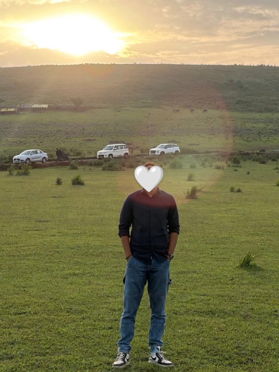 sirronpvt's tweet photo. SIRRON’s life outside of twitter https://t.co/1YltQlKqba