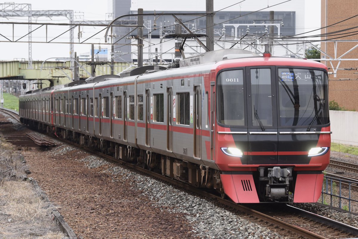 yodoexp2217's tweet photo. 276 1800系1806+1000系1014
843 5000系5009+5000系5010
87 3100系3111+2200系2209
873 9500系9509+9500系9511 https://t.co/Fj3wlns211