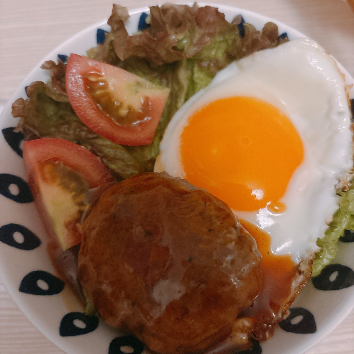 arya_1858's tweet photo. 産地直送な野菜がおうちにいっぱいあると
こんなにもはりきっちゃうわけで
🥔🫛🫑🍅

久しぶりに🧑🏻をごはんで喜ばせた気がする
野球のない夜⚾️🌛 https://t.co/rAuYmqJLs9