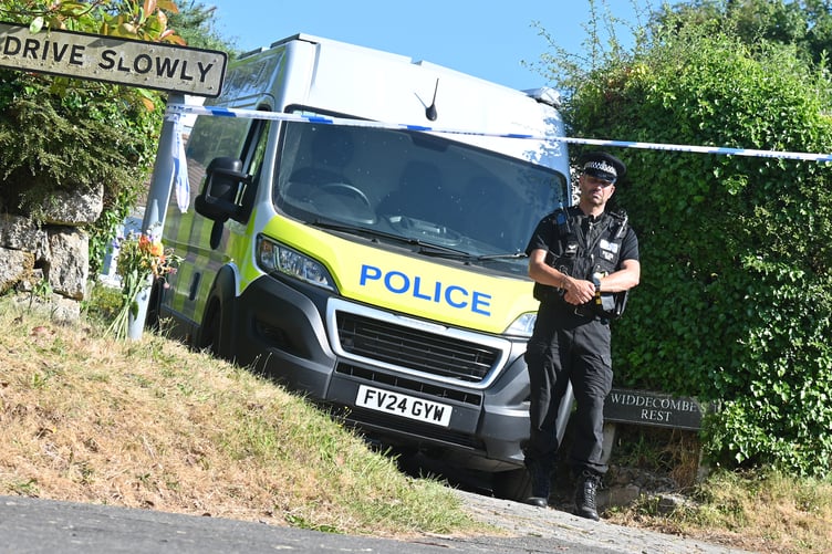 MrsBr0wn_82's tweet photo. 🚨 🇬🇧 BREAKING 

Counter Terror Police have taken over the investigation into the suspected murder of Ann Widdecombe after new information and evidence has came to light. https://t.co/KzQ4LUOsWr