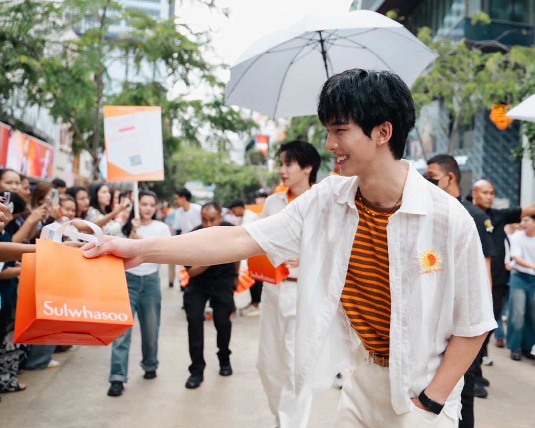 SwenSurf_Official TH tweet media