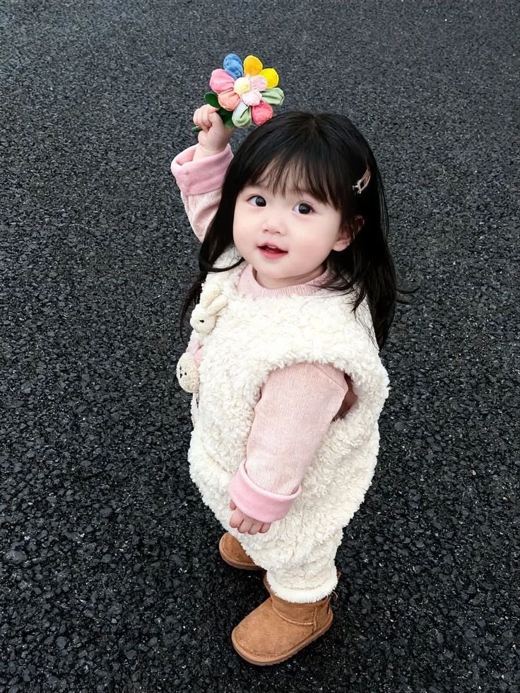softmossy's tweet photo. baby days are golden day https://t.co/ZK1HRFLXya