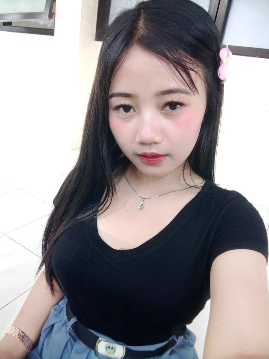 cindy71093's tweet photo. Hmm cekolah lgi https://t.co/zBdfbgrWcr
