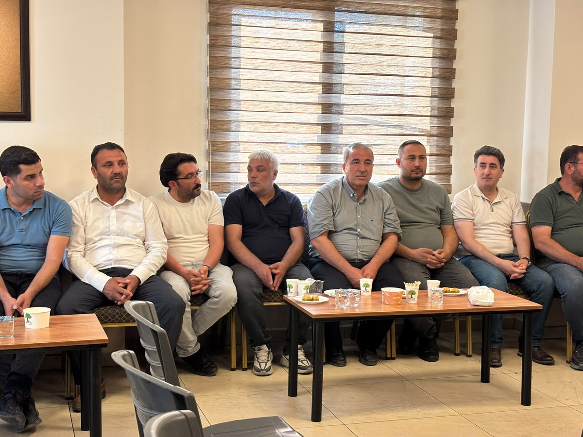 mehmetyilmazmy_'s tweet photo. Önceki Dönem MÜSİAD Gaziantep Şube Başkanı Sn.@MehmetCelenk27’in Annesi,

GAİMDER Başkan Yardımcısı Sn.@CihanCELENK’in Babaanesinin Vefatından Dolayı Taziyesine Katılarak, Başsağlığı Diledik.

Merhumenin Mekanı Cennet Olsun.🤲

@RTErdogan
@abuyukgumus
@abdulhamitgul
@fmfedaioglu
@FatmaSahin