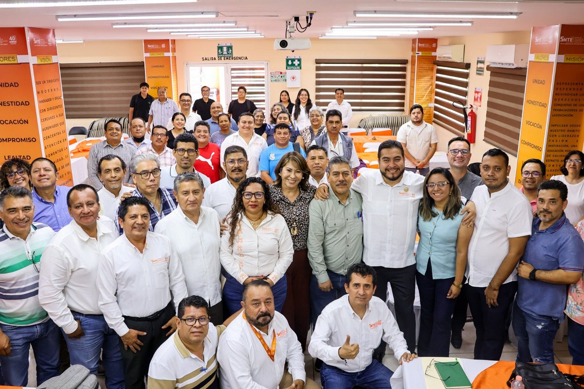SECC40CHIAPAS's tweet photo. 🔸 Sección 40 realiza Jornada de Información sobre la Respuesta Salarial 2026 con representantes sindicales del nivel de Preparatorias 🔸

#SNTE #Sección40 #UnoSomosTodos #TodosSomosUno #RespuestaSalarial2026 https://t.co/mN1wlw89db