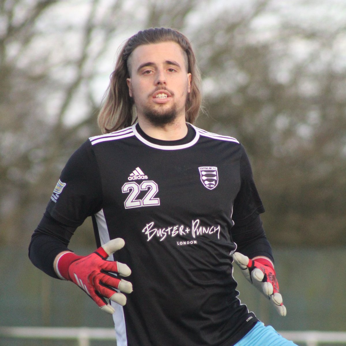 TootingBecFC's tweet photo. ๐ซถ Our games against Banstead saw a handful of firsts last season including Bec debuts for Oli and Seye.
You can watch every moment against Banstead here.
๐ https://t.co/27ULHKFqAZ
#UpTheBec #TBFC https://t.co/6en2zpaHFA