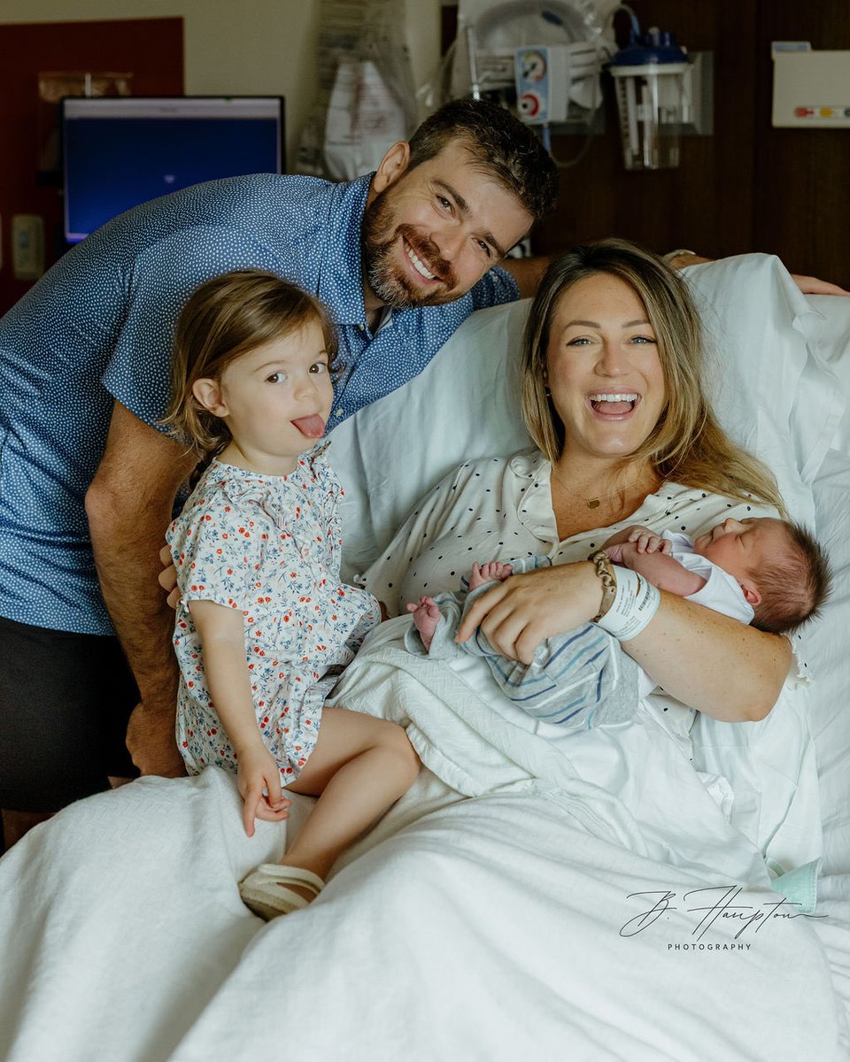 AnneMarieWTHR's tweet photo. Check Up 13 today for those of you with a Baby on the Way!
Welcome Baby Jude born at Ascension St V Fishers on July 4th! 🇺🇸🇺🇸
https://t.co/yuZRvJyPXc
#Checkup13 #makeyourhealthapriority
#WTHR
Courtesy: B. Hampton Photography https://t.co/WaWYIgDwoI