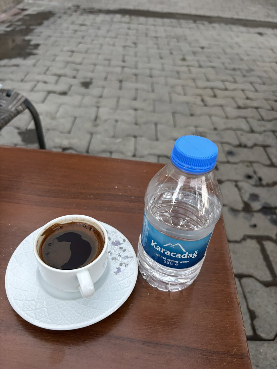 Fatih30k's tweet photo. Akşam kahveside içildi✅ https://t.co/HIc7MG6Y1j