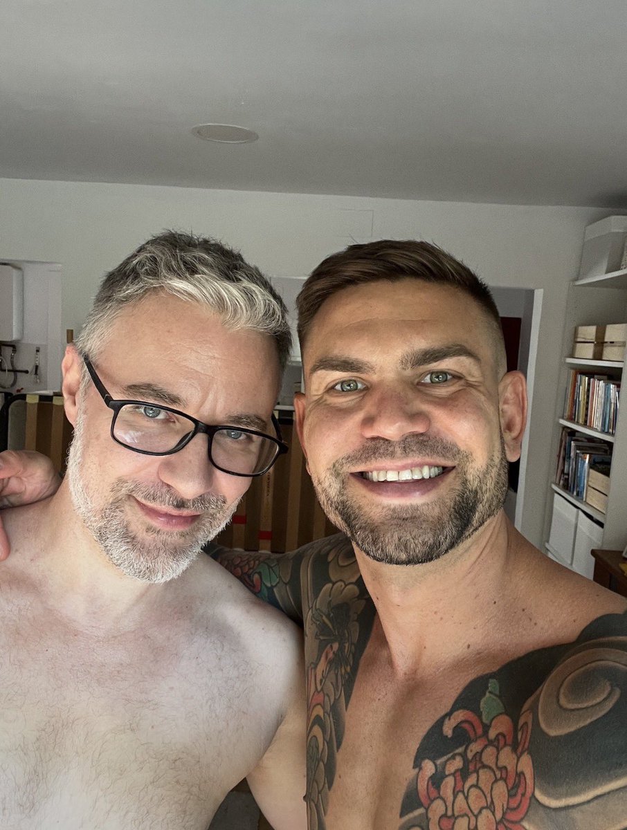 chrisderimm's tweet photo. Jerk off buddy / Pajas entre colegas

Straight hetero @juanlucho_com on my sofa 💦🍆 Would you join?

👉 https://t.co/LmUBtlqvYR
👉 https://t.co/HW5lyqRMJf https://t.co/dfEpl5EnVn
