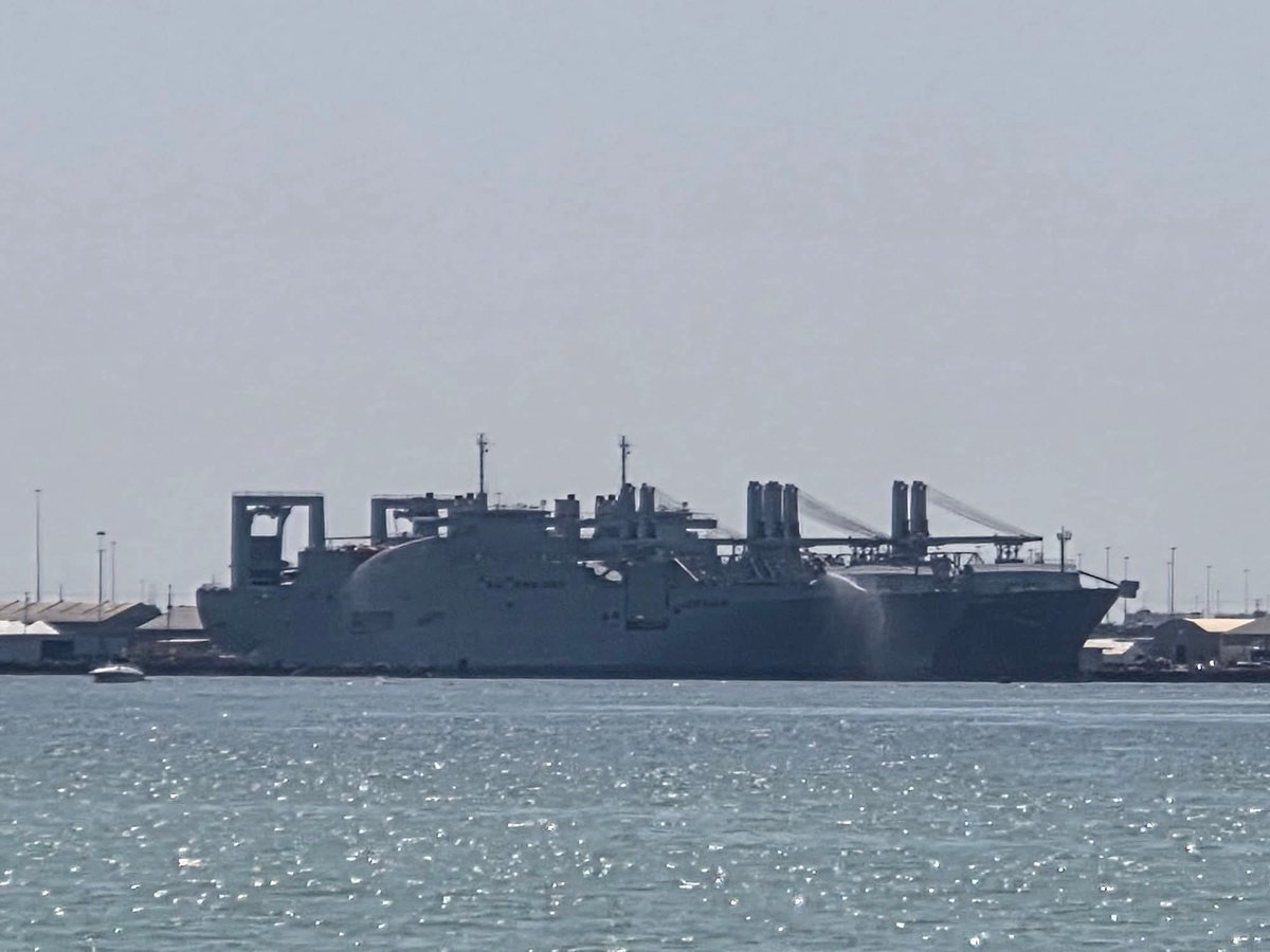 mercoglianos's tweet photo. Fire reported on the @DOTMARAD MV Charles L Gilliland at her layberth in Baltimore today.

Fire originated in the port aft lifeboat.  Fire has been extinguished with support from shore based fire departments. https://t.co/XTdp2cJlLF