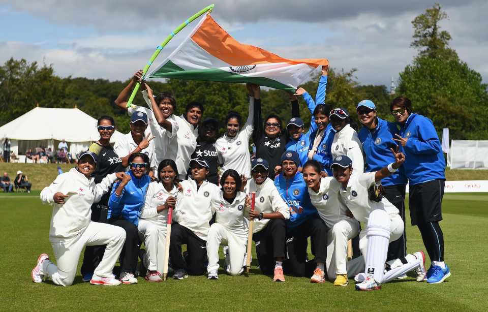 parasitesoup's tweet photo. Sweet reminder, Since England’s sole victory in 1995, India Women remain completely unbeaten against England Women in Test cricket, playing 10 matches with 4 Indian victories and 6 draws. 

England has not managed a single Test win against India in over 30 years. https://t.co/bPgd21VtRc