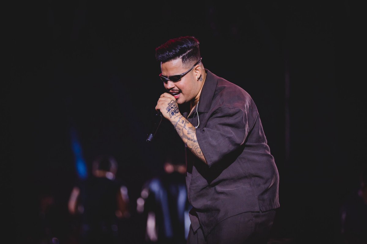 EuRafaeJunior's tweet photo. Hoje é dia do cantor, mas a gente vive isso todo dia. Porque cantar não é uma profissão que você escolhe, é algo que lhe é dado por Deus! ❤️ #rafaejunior
— Dia Internacional do Cantor https://t.co/4bPgkpZlCz