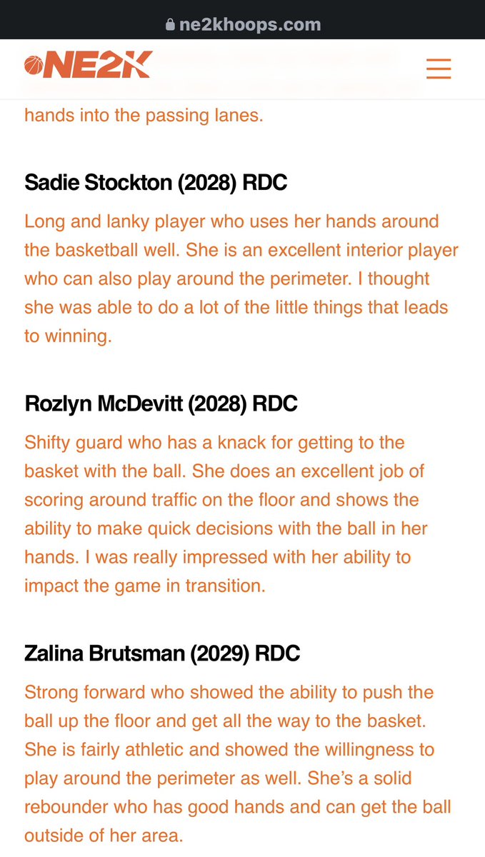 real_chasers's tweet photo. Thank you to the evaluators @TFNsRun4Roses & @NE2KHoops for the recognition & the time you spent watching them. Once they step on the floor, they become One Unit, trusting one another & competing for one another. #OneUnit @RozlynMcDevitt @BreeNew4411 @SadieStockton1 https://t.co/JIF172WgF9