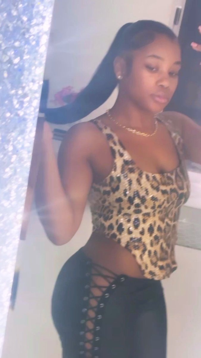 caedolly's tweet photo. naturally a baddie. face &amp; body teaaaa https://t.co/YwdNk9asx6