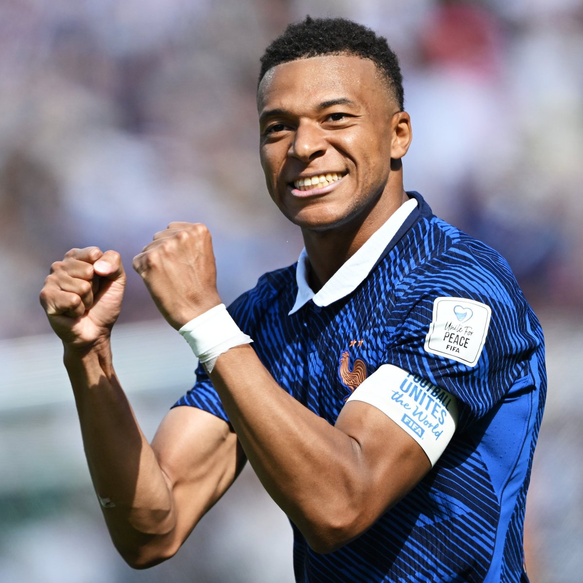 portalopiumbr's tweet photo. Ken Carson comentou em um edit do Kylian Mbappé que usava sua música "deaf note" no TikTok 🇫🇷📲

"meu jogador favorito" https://t.co/MfPKB4Fo9n