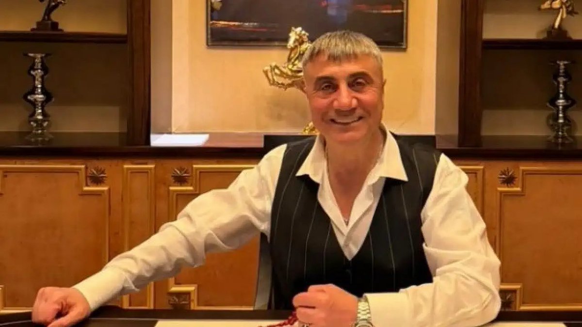 trxxrt777's tweet photo. Kıymetli Reisim Sedat Peker uygun görürsen, üniversiteye gidecek oğlum için telefon hediye edermisin bizleri de sevindirmenizi çok isteriz isteriz. Saygıyla. 

@sedat_peker
@hizirreis999 #SEDATPEKERREİS #SedatPeker https://t.co/lJEmLUz4hQ