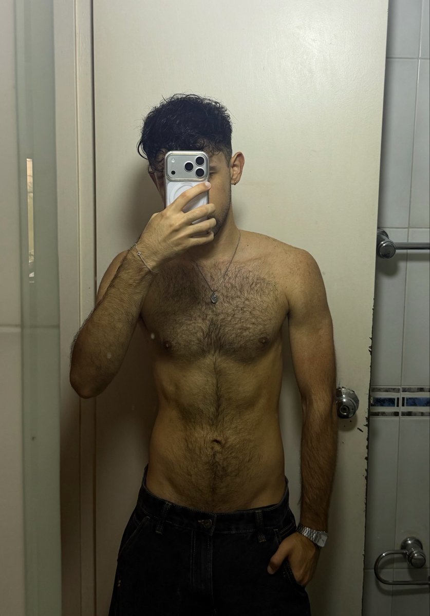 zamv_6's tweet photo. falta gym pero bueno https://t.co/DX5vQKOLwD