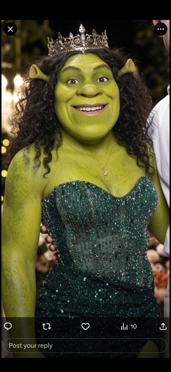 iamDuPriii's tweet photo. @TshidiPruddie @symply_kimm Queen Anishrek https://t.co/2txkBEwWxO