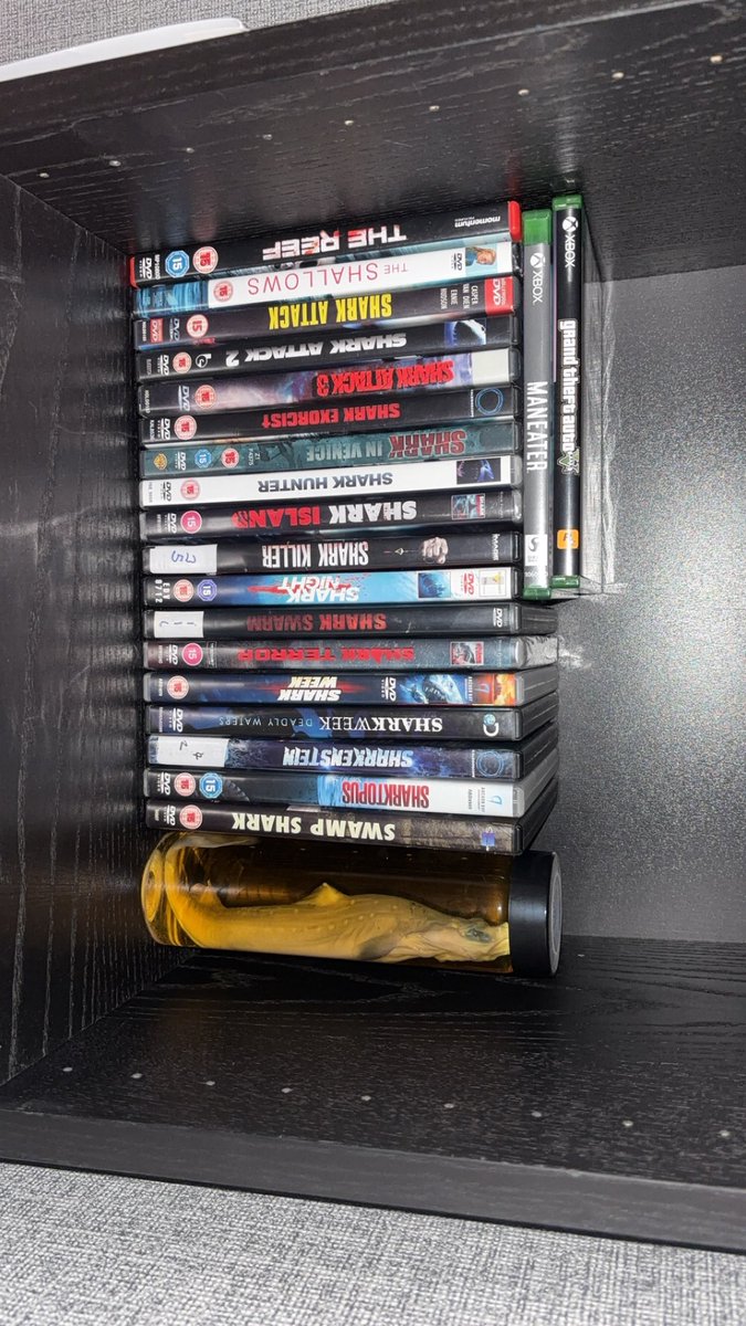 Lflettgrieve's tweet photo. Finally sorted all my vinyl and DVDs, think I still got room for some more shark movies 🤘🏼 https://t.co/yDqAlXq9uu