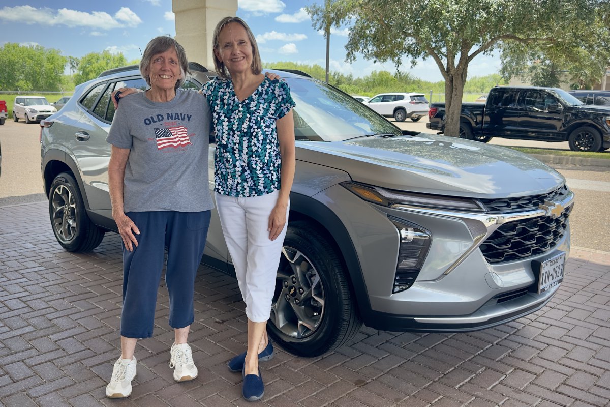 GillmanChevy's tweet photo. 🎊 We would like to congratulate Ms. Mary Martin on the purchase of her new 2026 Chevrolet Trax!
🌐 https://t.co/VDu5ras5BF
📍 16408 US-83, Harlingen, TX
📲 (956) 232-8251
#Gillman #Chevrolet #Trax #HarlingenTX #NewCar https://t.co/5x5Zgh15gy
