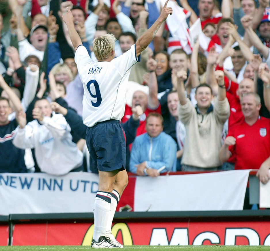 JRCooper26's tweet photo. Real Madrid players have now scored as many goals for England as Leeds United players have (26). We had a 26-3 lead when a Leeds player last scored for England (Alan Smith in 2002). Need to up our game here. #lufc https://t.co/kqUaZVyujD
