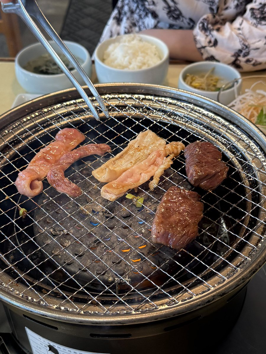 EL14AS's tweet photo. 休日が終わった！最近1人で遊びすぎだよね？と嫁に怒られたので嫁さん孝行してきた😁「マルカンビル大食堂」経由、盛岡弾丸日帰り温泉ツアー♨️夕飯は同期に連れてってもらった焼肉屋さん再訪でした☺️ https://t.co/g3LyrI0Wjj