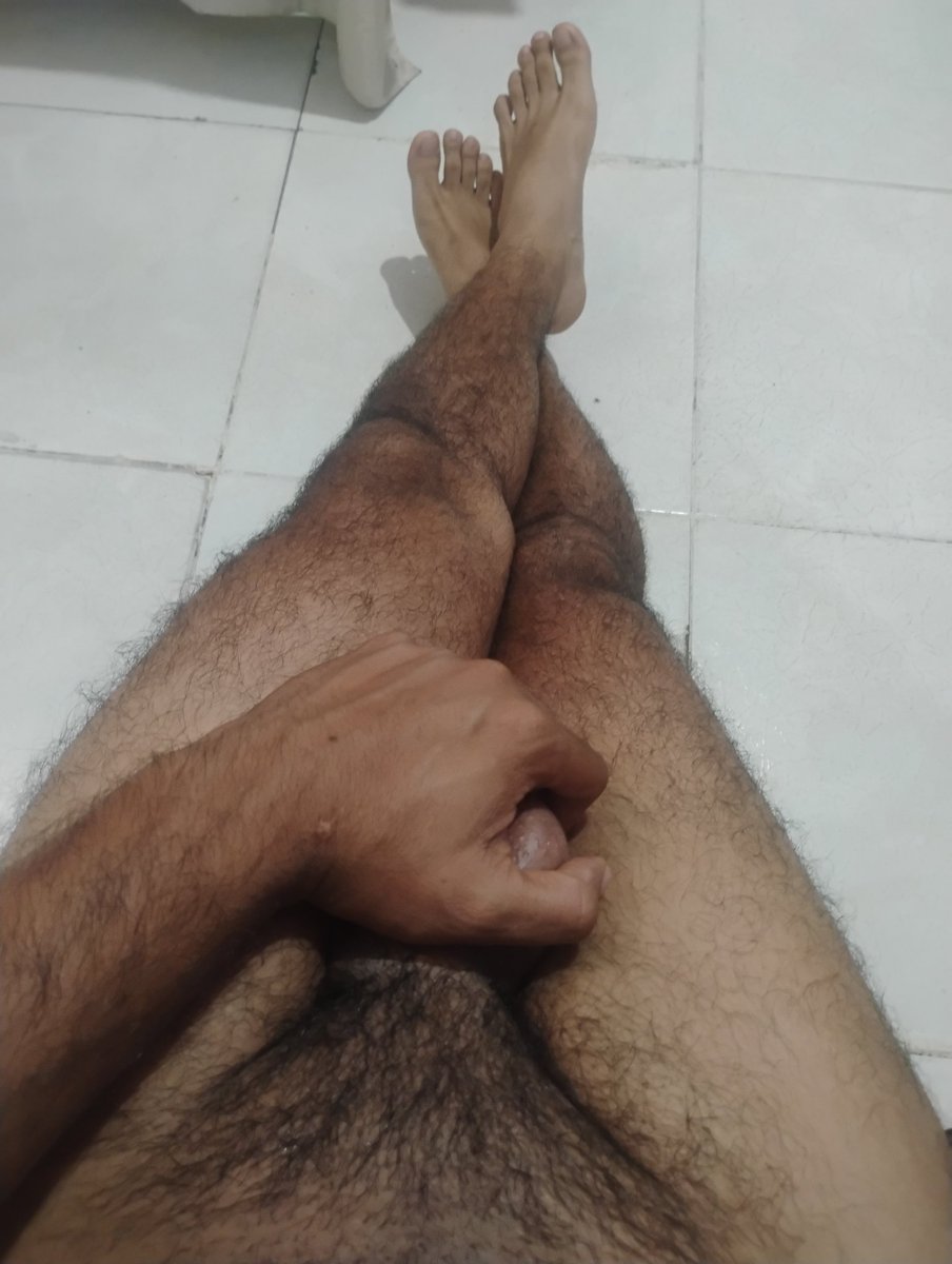 Xescorpion0's tweet photo. Está semana me grabaré pajeandome en unos baños públicos de algún centro comercial y en un bus público, estarán 🔥😈 los que quieran ver envíen DM 🤑🎥 #videos #pajas #exhibiciónismo https://t.co/LrqqTLA3xK