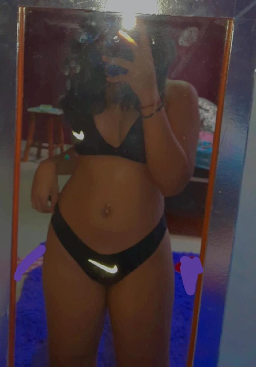 Sofiarb2j's tweet photo. Algum novinho safado pra vc brincar na dm?  #PINTOAWARDS https://t.co/9Y6yf8CyXI