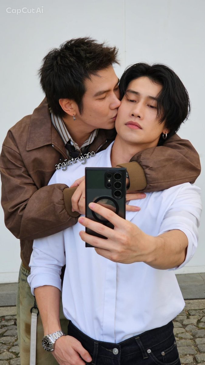 Angiie_Trujano's tweet photo. boyfriend 🩷🌸
         🥊🪛BOYFRIEND

♡₊˚ 🖤 #BibleBuild 💙 #ไบเบิ้ลบิว #Bubbles #BuildJakapan #BibleWichapas 🫧 ₊˚♡ https://t.co/jOUtOyjgex