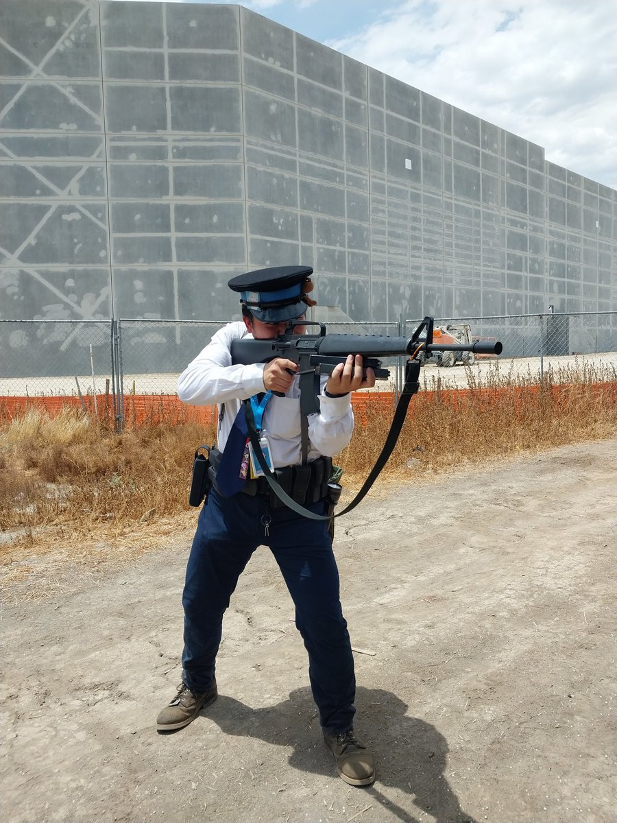kragspen's tweet photo. Kaiser Corp has bought up the property near the field I play at https://t.co/PtoPxeDZeF