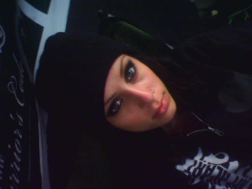 jerichosgrave's tweet photo. Just wanted to show off my girlfriend (she's also an alter in a system, don't make it weird) https://t.co/DGydBQ4Dvs