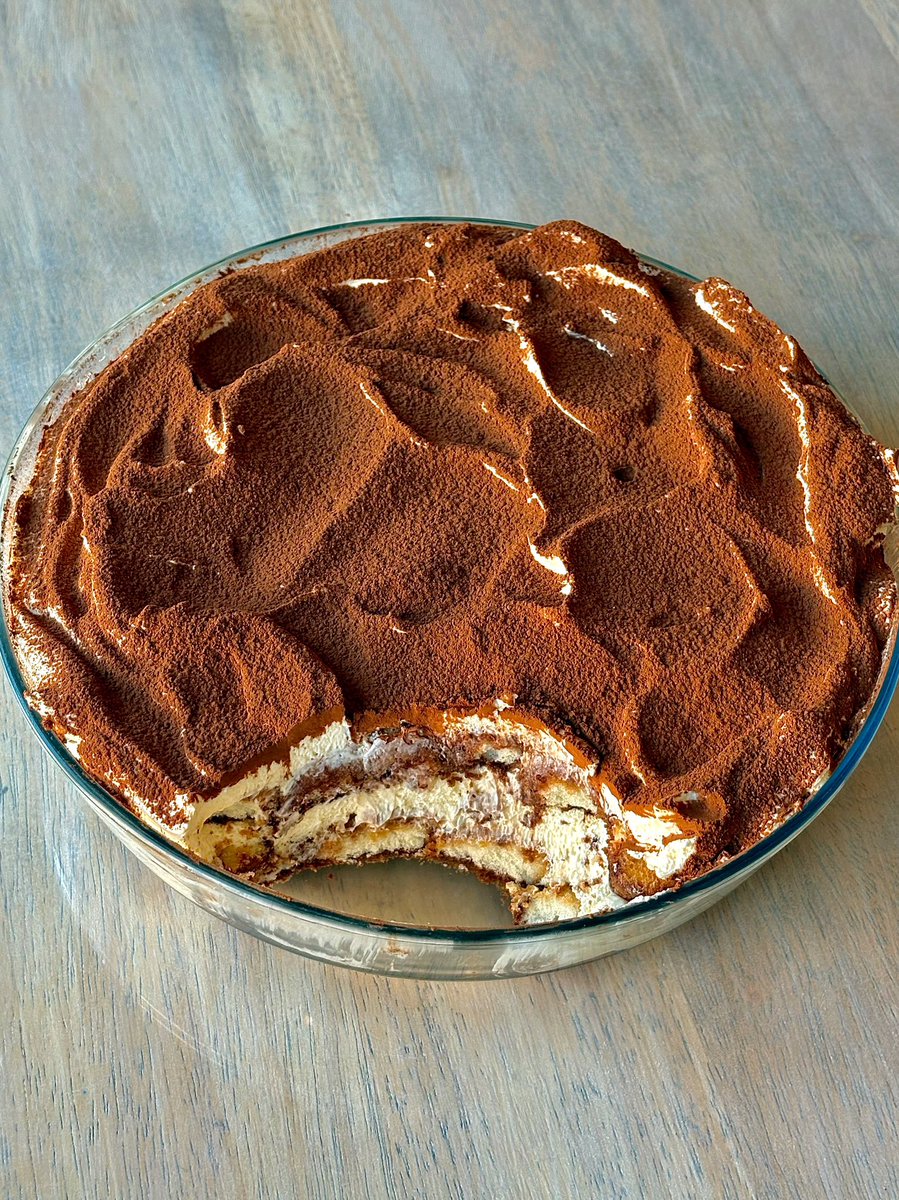 saweeeties's tweet photo. chocolate tiramisú 🤎 https://t.co/G2bOGyoBB0