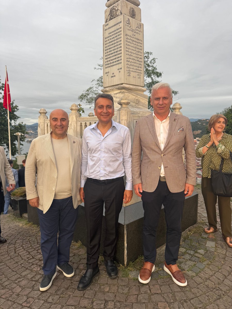 Azmi Karamahmutoğlu tweet media