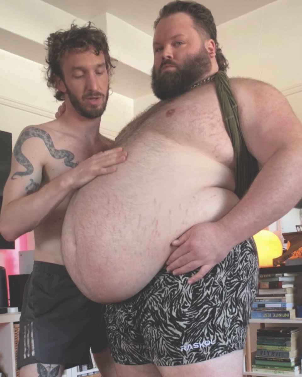 bulkwitch's tweet photo. 3 wishes if you kiss it 💋 https://t.co/vVSkiRYyPu