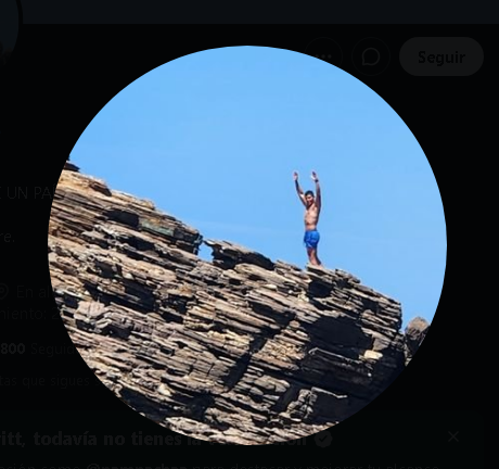 roberto_twitt's tweet photo. @pampachaa @ElInmortal____ SuperGuacala jajaja 🤮 https://t.co/yLs0dwzOfW