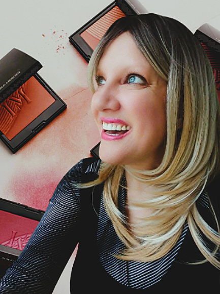 Author Sunshine Rodgers tweet media