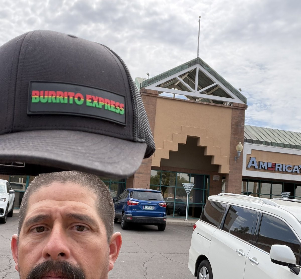 Burrito Express tweet media
