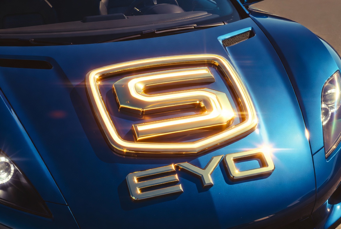 masterchannelsf's tweet photo. Not just a film company and computer 🚗
games company

Master Channels Film ® are also
introducing its first ultra future based
car vehicle, with a first look into
the 5 way power system car and fuel
transporter, coming in a Sports 1.9 model

Introducing SEYO S.1.9 ®

#seyocar https://t.co/oMBkU70sYx