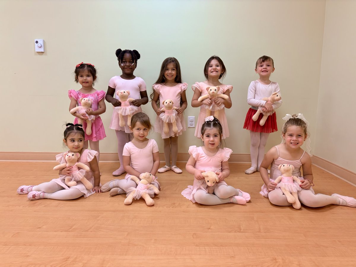KemKids's tweet photo. Encouraging confidence in every class and every season 🚀🩰💫 #KemKids #Dance https://t.co/fQ0RnVDPC0
