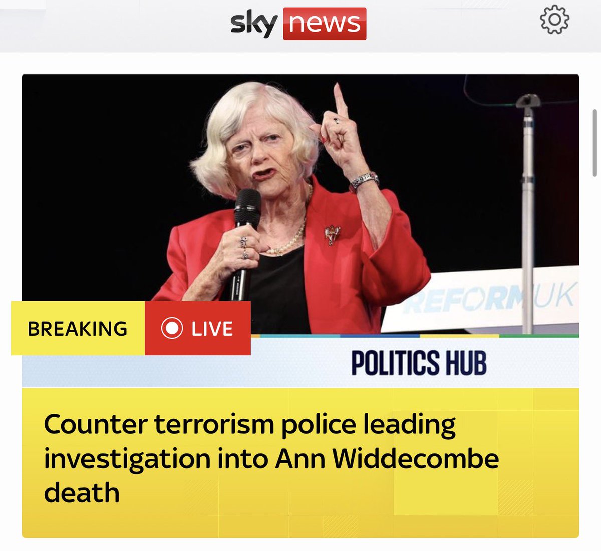 Paz is Right tweet media