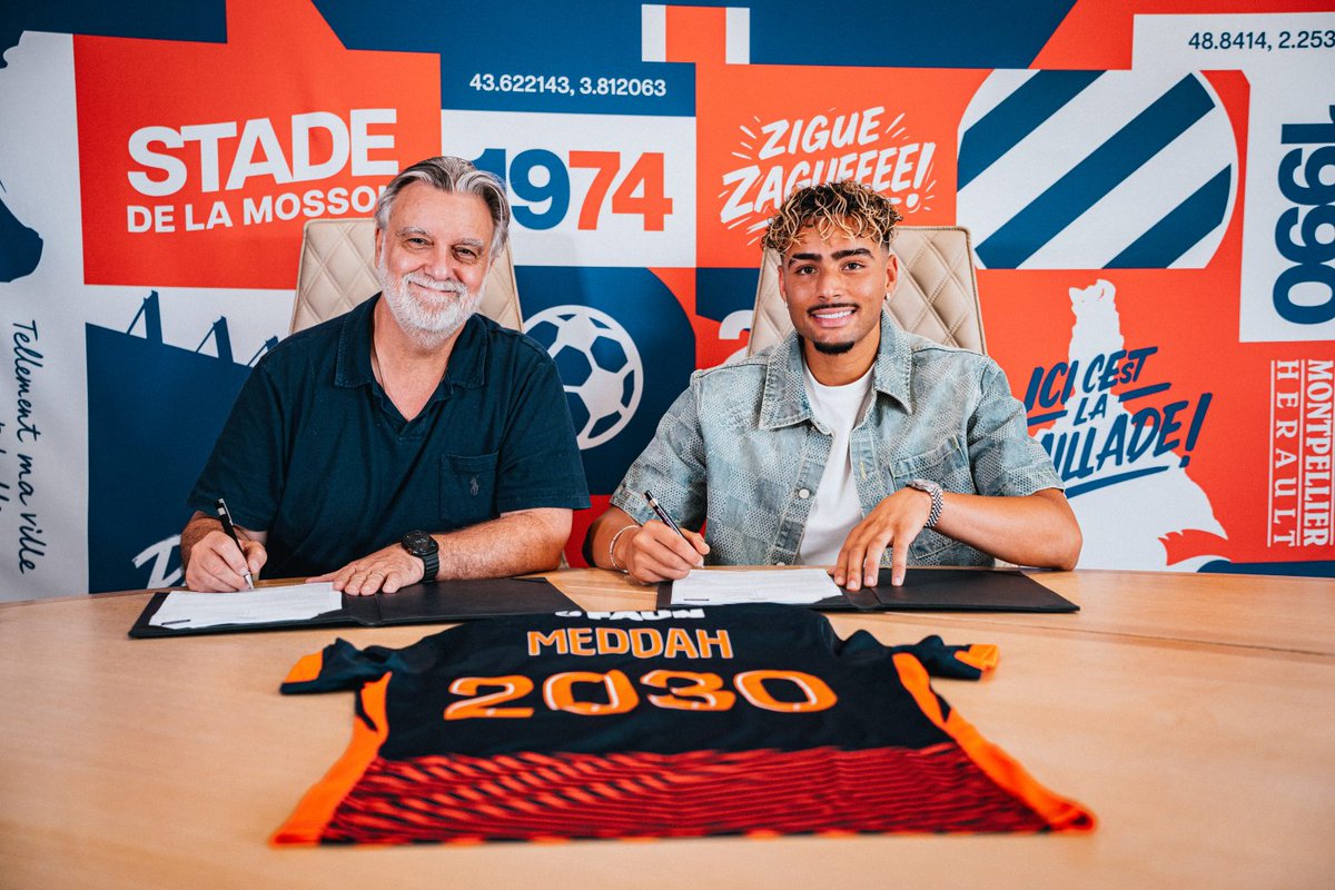 L2Actu_'s tweet photo. 🚨🚨 𝗢𝗙𝗙𝗜𝗖𝗜𝗘𝗟 ! 𝗗𝗔𝗬𝗟𝗔𝗠 𝗠𝗘𝗗𝗗𝗔𝗛 𝗤𝗨𝗜𝗧𝗧𝗘 𝗣𝗔𝗨 𝗘𝗧 𝗥𝗘𝗝𝗢𝗜𝗡𝗧 𝗠𝗢𝗡𝗧𝗣𝗘𝗟𝗟𝗜𝗘𝗥 ! 🧡💙

Contrat jusqu'en 2030 pour le défenseur. ✍️

📸 @MontpellierHSC https://t.co/JEbnc1Vy7r